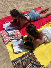 Carregar imagem no visualizador da galeria, A novidade: saco toalha para a praia ou piscina 